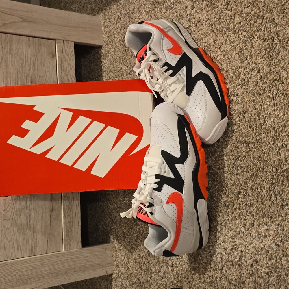 NIKE BO JACKSON LOW